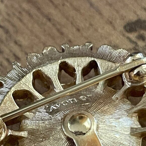 Vintage 1970s Avon Sun Brillant Brooch Convertible Pendant Gold Tone Rhinestone - Picture 5 of 5